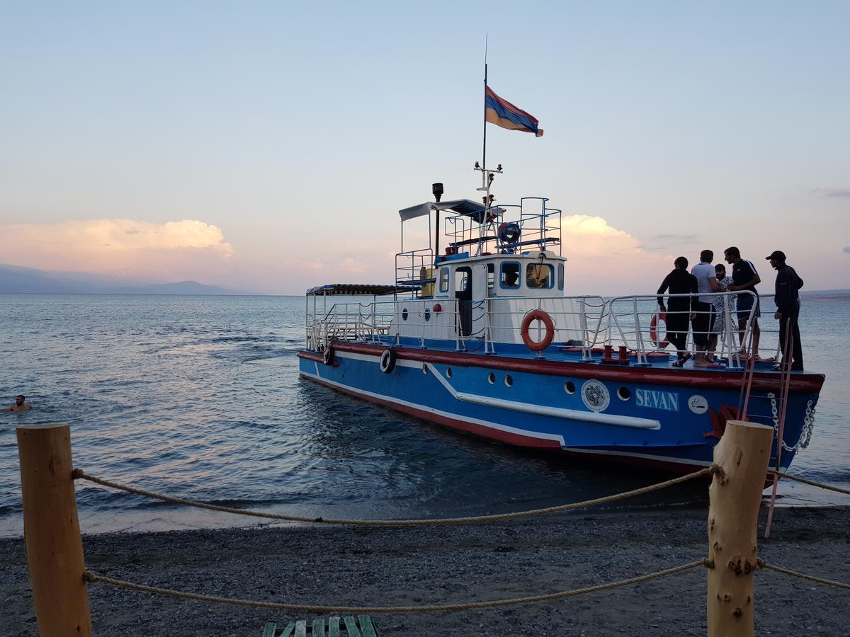 Jrahars Resort Sevan Luaran gambar